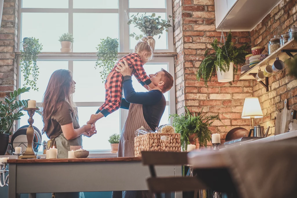 Casa saludable, familia, mejora de eficiencia energética, actualizar vivienda CTE.
